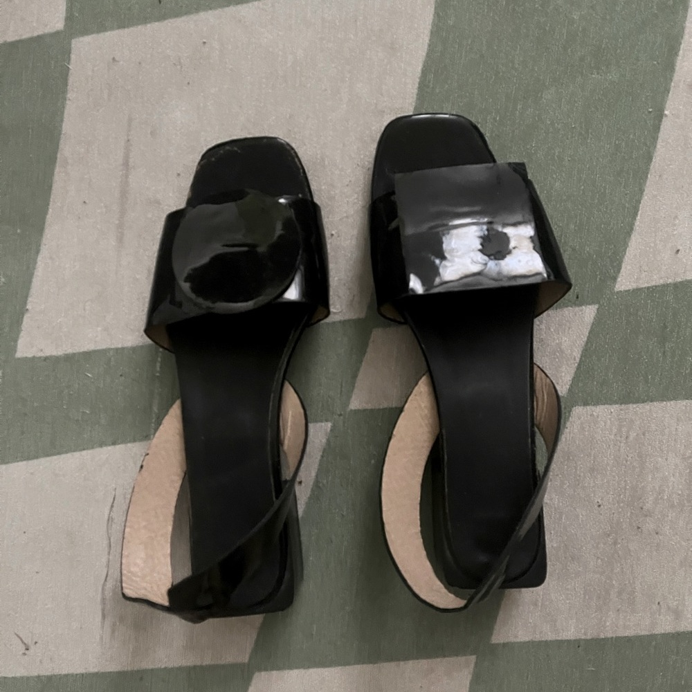 Asymmetrical Patent Flat Sandals